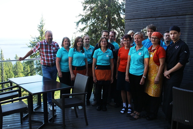 Break Sokos Hotel Kolin henkilökuntaa, vasemmalla Jukka-Pekka. Hotellin hyvä ilmapiiri oli selkeästi aistittavissa. Kuva: KivaaTekemistä.fi