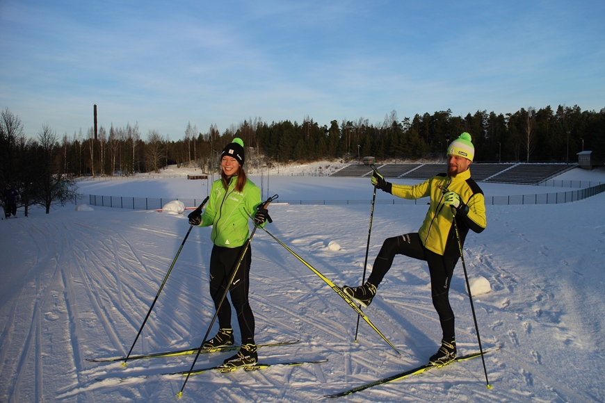 Tuusulan urheilukeskus, tammikuu 2017. Annella ja Matti-Jussilla riitti vinkkejä ja tsemppiä!! Kuva: KivaaTekemistä.fi